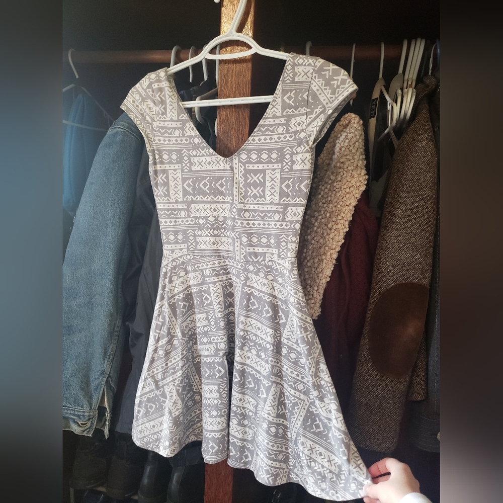 🪴BOGO FREE🪴 Hollister Cotton Aztec Skater Dress Size XS